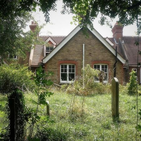 Fantastic 2 Bedroom Victorian Flat In ルーズ エクステリア 写真